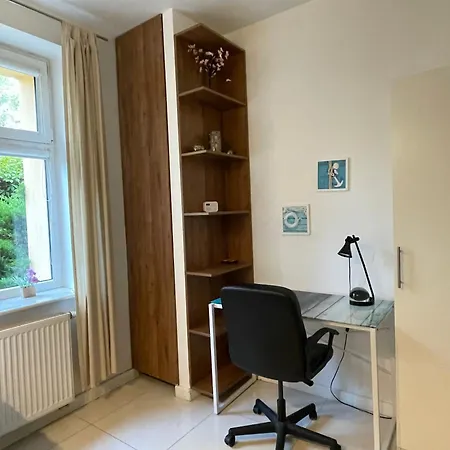 Home3city Tulipan Апартаменты *